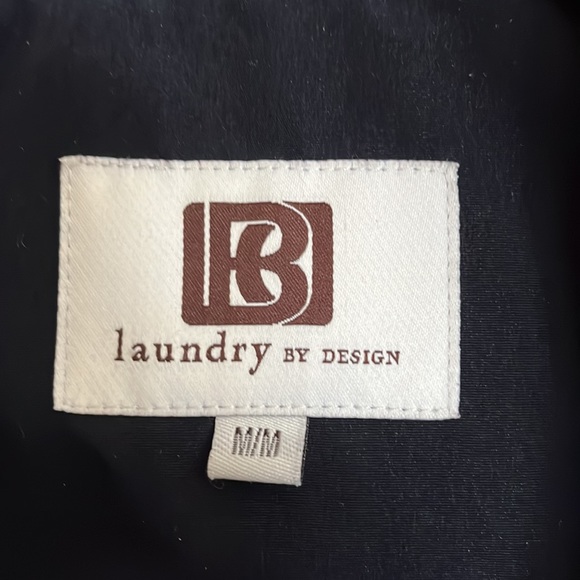 Laundry by design. Blue coat/jacket with hood. Lined. Size Medium. - Picture 2 of 8